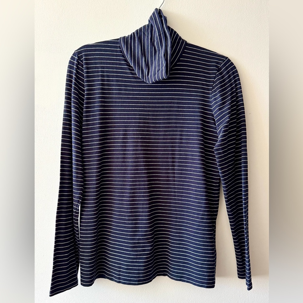 Banana Republic Navy Blue and White Stripe Turtleneck